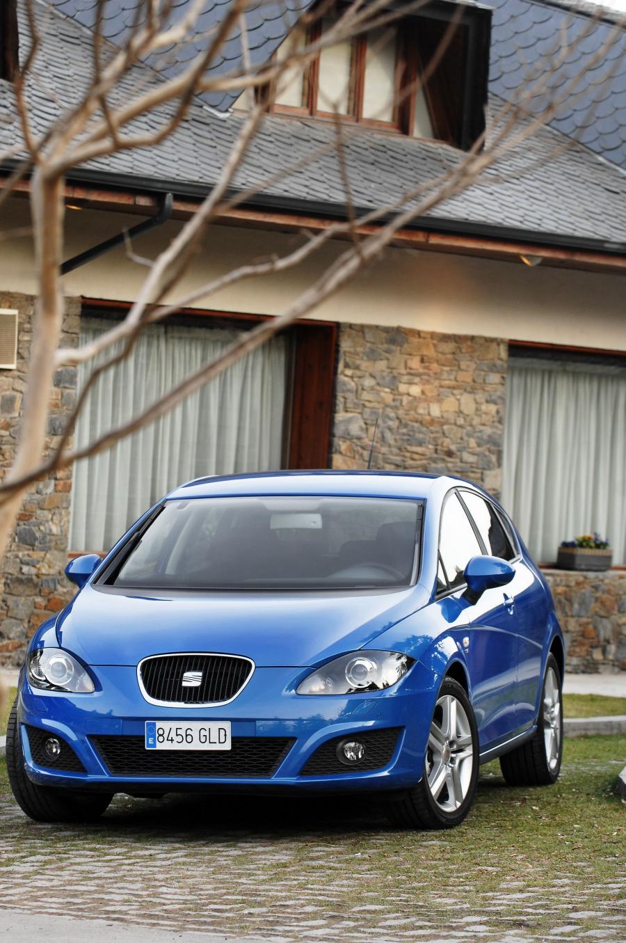  Seat Leon 2009 года  (фото 69 из 104)